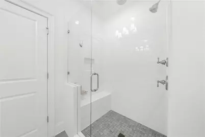 6645 Cadence Boulevard, Atlanta, GA 30328 - Photo 48