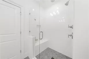 6645 Cadence Blvd, Atlanta, GA 30328 - Photo 48