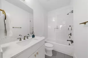 6645 Cadence Blvd, Atlanta, GA 30328 - Photo 46