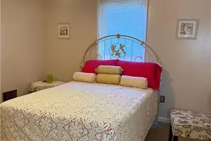 413 Flint Hill Ct, Lawrenceville, GA 30044 - Photo 8