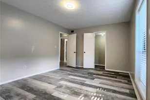 401 Park Ridge Cir, Marietta, GA 30068 - Photo 10