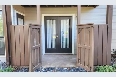 401 Park Ridge Circle, Marietta, GA 30068 - Photo 12