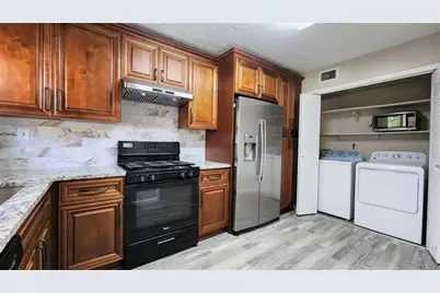 401 Park Ridge Circle, Marietta, GA 30068 - Photo 6