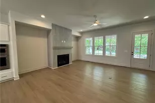 1055 Dryden Ln, Brookhaven, GA 30319 - Photo 4