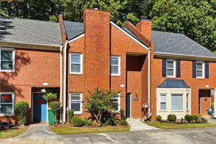 3153 Corner Oak Dr, Peachtree Corners, GA 30071 - Photo 2