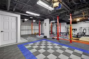 1216 E Rock Springs Rd, Atlanta, GA 30306 - Photo 38