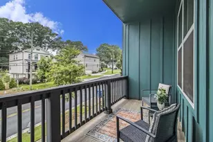 2016 Bixby Byway Dr SE, Atlanta, GA 30317 - Photo 6