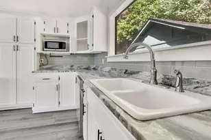 357 John's Way, Talking Rock, GA 30175 - Photo 18