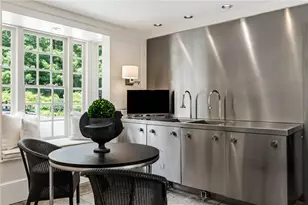 1727 W Paces Ferry Rd NW, Atlanta, GA 30327 - Photo 10