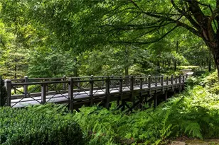 1727 W Paces Ferry Rd NW, Atlanta, GA 30327 - Photo 22