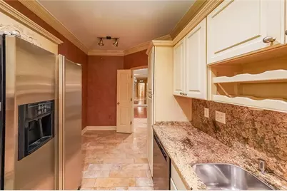 28410 Plantation Drive NE, Atlanta, GA 30324 - Photo 24