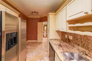 28410 Plantation Dr NE, Atlanta, GA 30324 - Photo 24