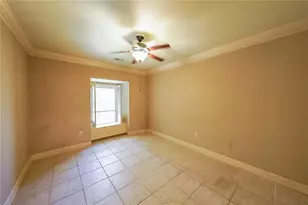 28410 Plantation Dr NE, Atlanta, GA 30324 - Photo 26