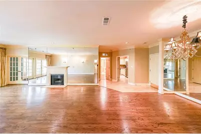 28410 Plantation Drive NE, Atlanta, GA 30324 - Photo 16
