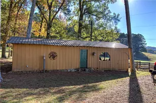 1654 A Ward Mountain Rd, Rome, GA 30161 - Photo 2