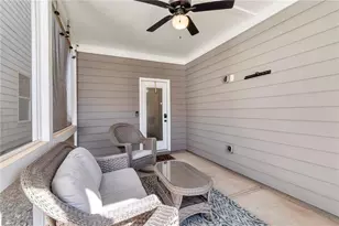 112 Hunley Ln, Lilburn, GA 30047 - Photo 18