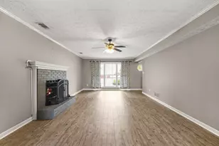 3685 Frankie Wade Ln, Loganville, GA 30052 - Photo 6