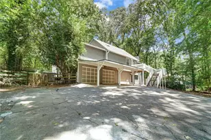 10520 Shallowford Rd, Roswell, GA 30075 - Photo 2