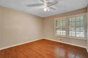 10520 Shallowford Rd, Roswell, GA 30075 - Photo 18