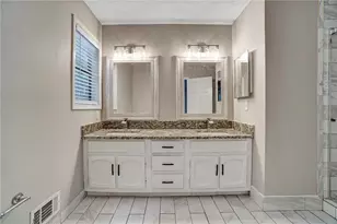 10520 Shallowford Rd, Roswell, GA 30075 - Photo 14