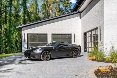 1000 Clementstone Drive, Atlanta, GA 30342 - Photo 2