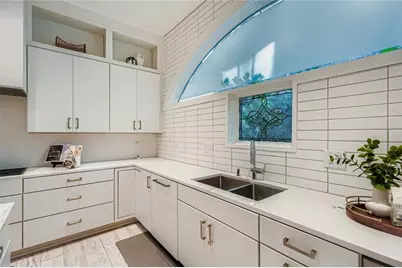 2246 Virginia Place NE, Atlanta, GA 30305 - Photo 12