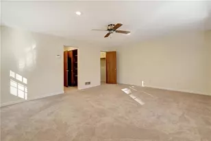 10185 Henry Mill Rd, Chattahoochee Hills, GA 30213 - Photo 12