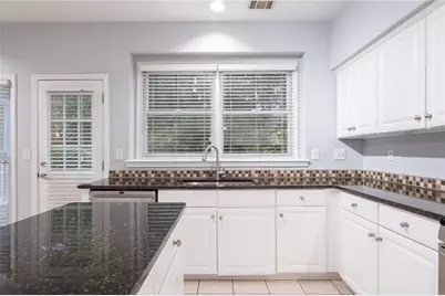 665 Rosedown Way, Lawrenceville, GA 30043 - Photo 8