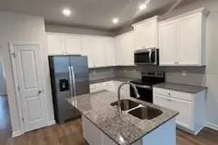 4252 Notting Hill Dr SW, Atlanta, GA 30331 - Photo 4