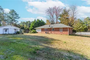 2496 Lenora Church Rd, Snellville, GA 30078 - Photo 18