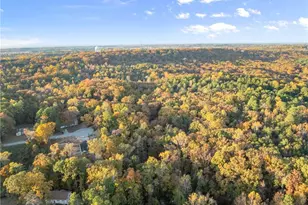 4647 Laurel Brook Dr, Flowery Branch, GA 30542 - Photo 36