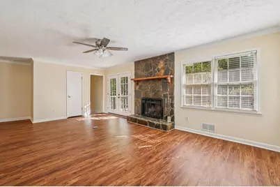 3882 Cloudland Drive, Snellville, GA 30039 - Photo 18