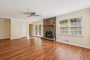 3882 Cloudland Dr, Snellville, GA 30039 - Photo 18