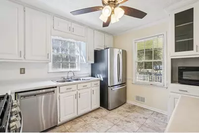 3882 Cloudland Drive, Snellville, GA 30039 - Photo 14