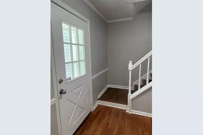 4500 Woodlawn Lake Drive, Marietta, GA 30068 - Photo 4