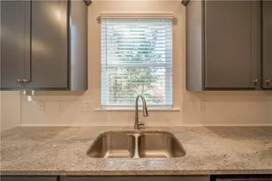 14 Lakewood Ct SE, Cartersville, GA 30120 - Photo 10