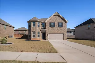 453 Sawmill Trace, Hampton, GA 30228 - Photo 2