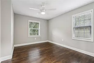 2445 Woodridge Dr, Decatur, GA 30033 - Photo 18