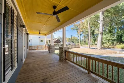 1070 Lucile Avenue SW, Atlanta, GA 30310 - Photo 6