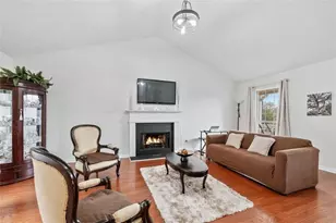 5365 Maltdie Ct, Sugar Hill, GA 30518 - Photo 8