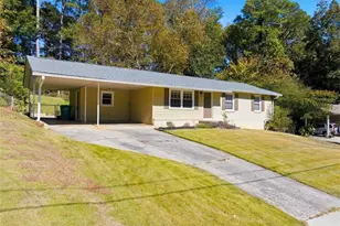 2051 Dundee Dr, Smyrna, GA 30080 - Photo 2
