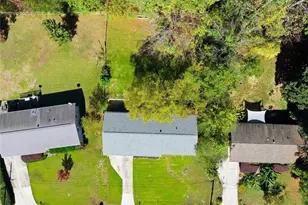 2051 Dundee Dr, Smyrna, GA 30080 - Photo 34