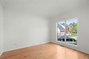 3537 Castle View Ct, Suwanee, GA 30024 - Photo 6