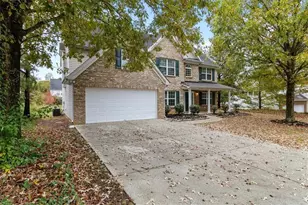 2431 Lance Ridge Way, Buford, GA 30519 - Photo 2