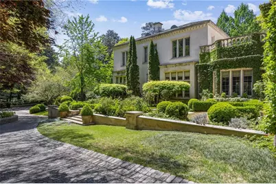 881 W Conway Drive NW, Atlanta, GA 30327 - Photo 4