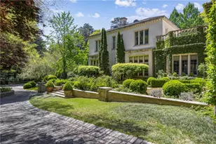 881 W Conway Dr NW, Atlanta, GA 30327 - Photo 4
