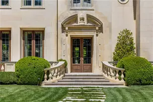 881 W Conway Dr NW, Atlanta, GA 30327 - Photo 10