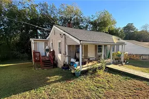 1074 Desota St SE, Gainesville, GA 30501 - Photo 4