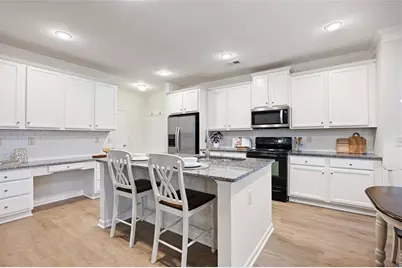 710 Pineglen Drive, Acworth, GA 30102 - Photo 10