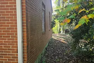 2214 Lilac Ln, Decatur, GA 30032 - Photo 2